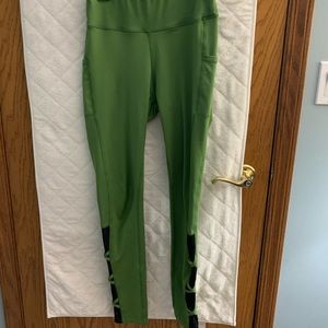 Green Pop Fit Lily Leggings, Size Medium
